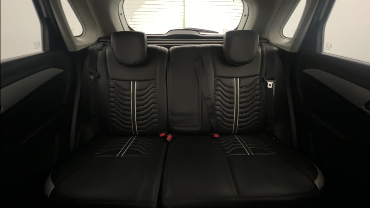 Used 2020 maruti-suzuki Vitara Brezza ZXi Plus Petrol Manual interior REAR SEAT CONDITION VIEW