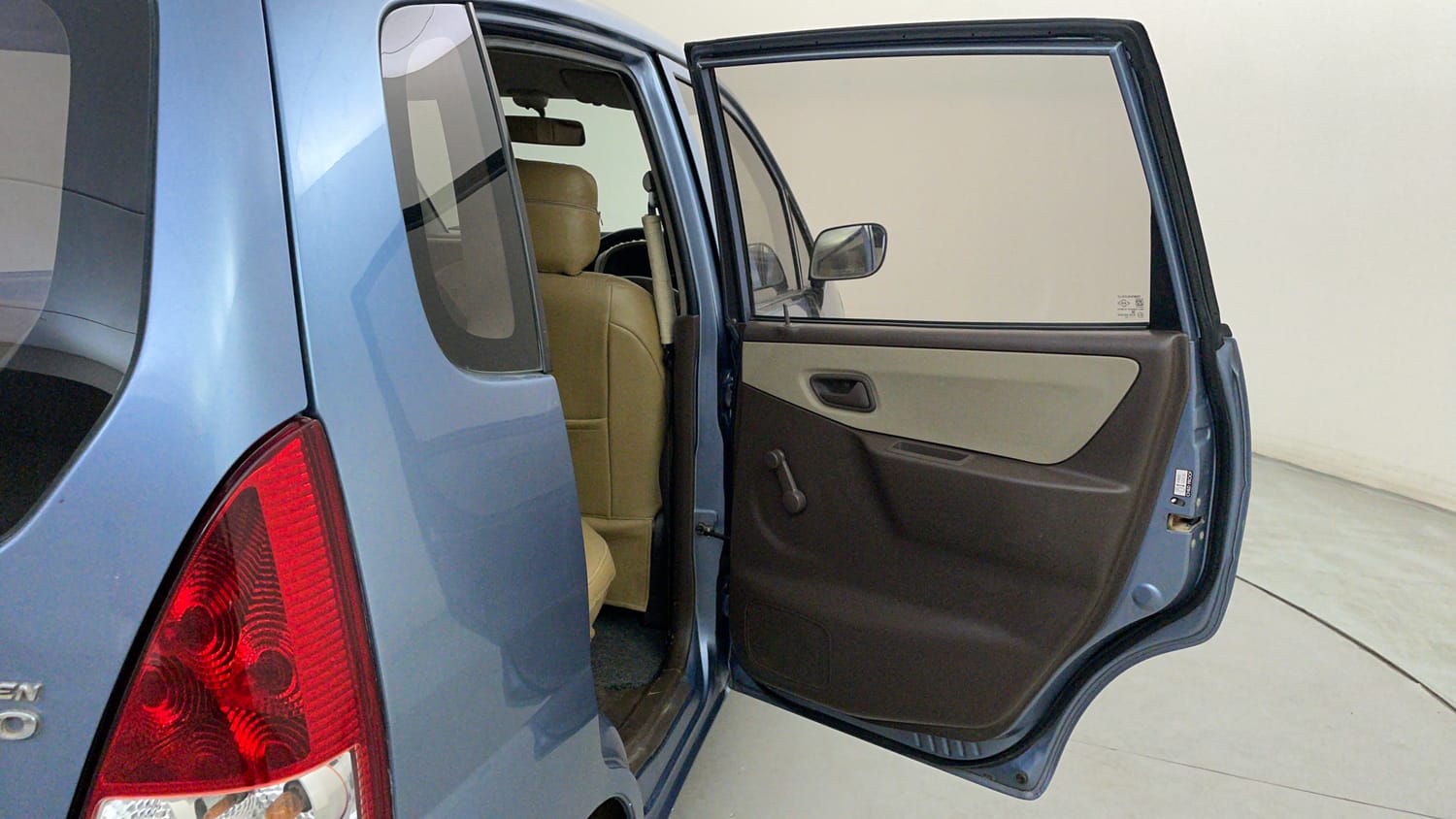 Used 2014 Maruti Suzuki Estilo LXi BS-IV Petrol Manual interior RIGHT REAR DOOR OPEN VIEW