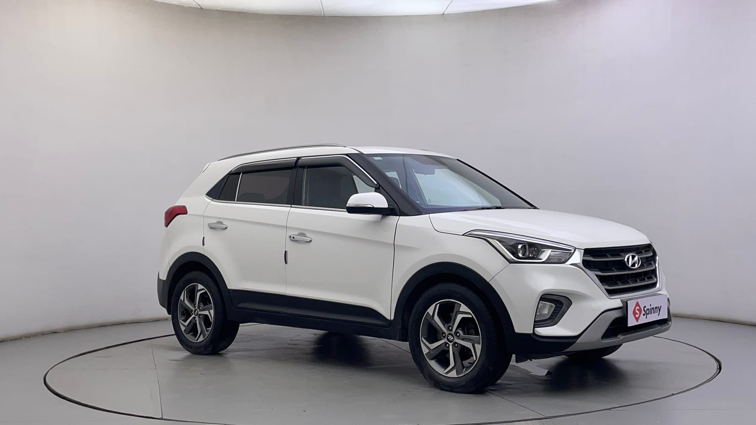 Used 2018 Hyundai Creta SX 1.6 AT CRDi Diesel Automatic exterior RIGHT FRONT CORNER VIEW
