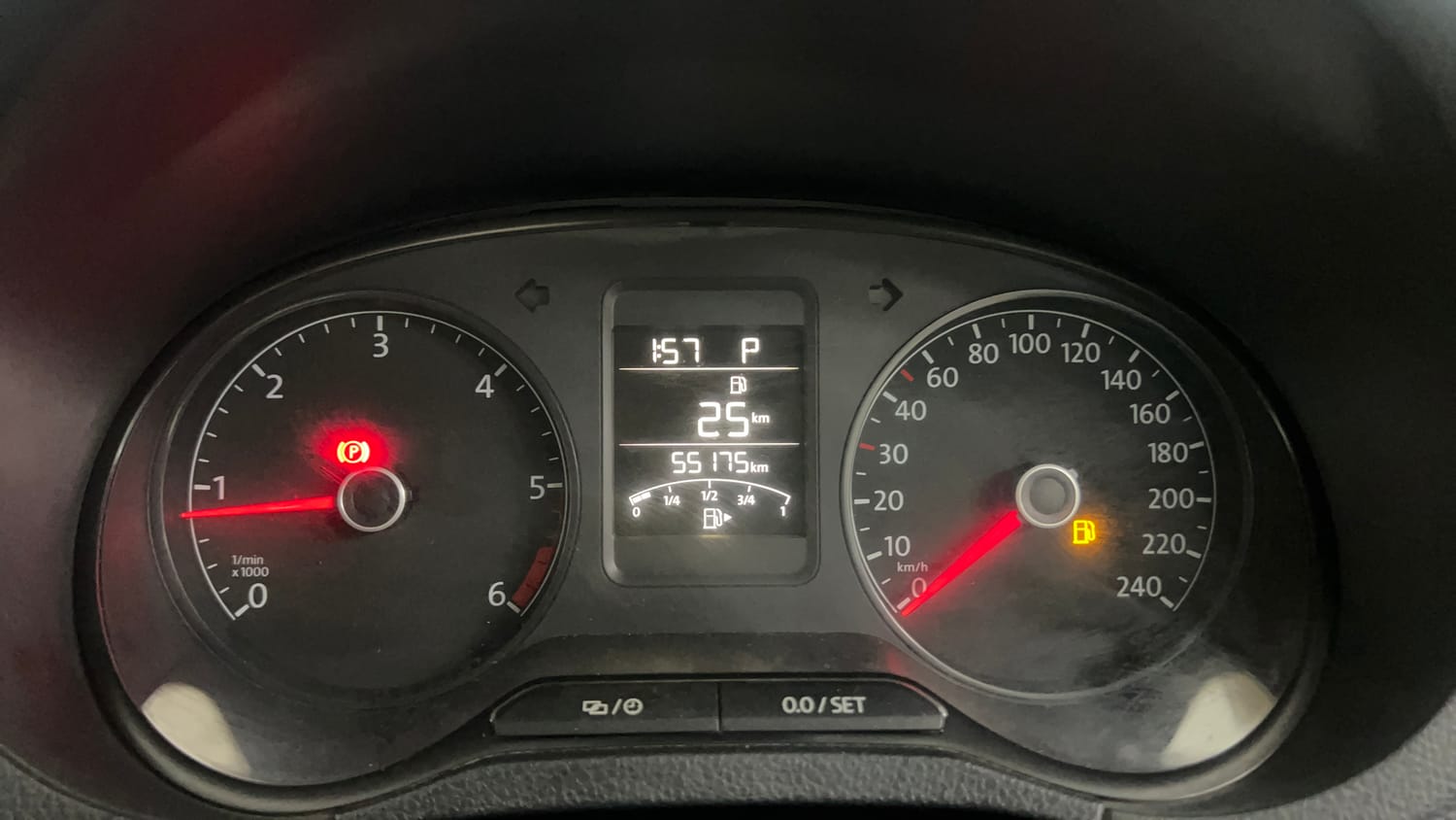 Used 2019 Volkswagen Ameo Highline Plus 1.5L AT (D)16 Alloy Diesel Automatic interior CLUSTERMETER VIEW