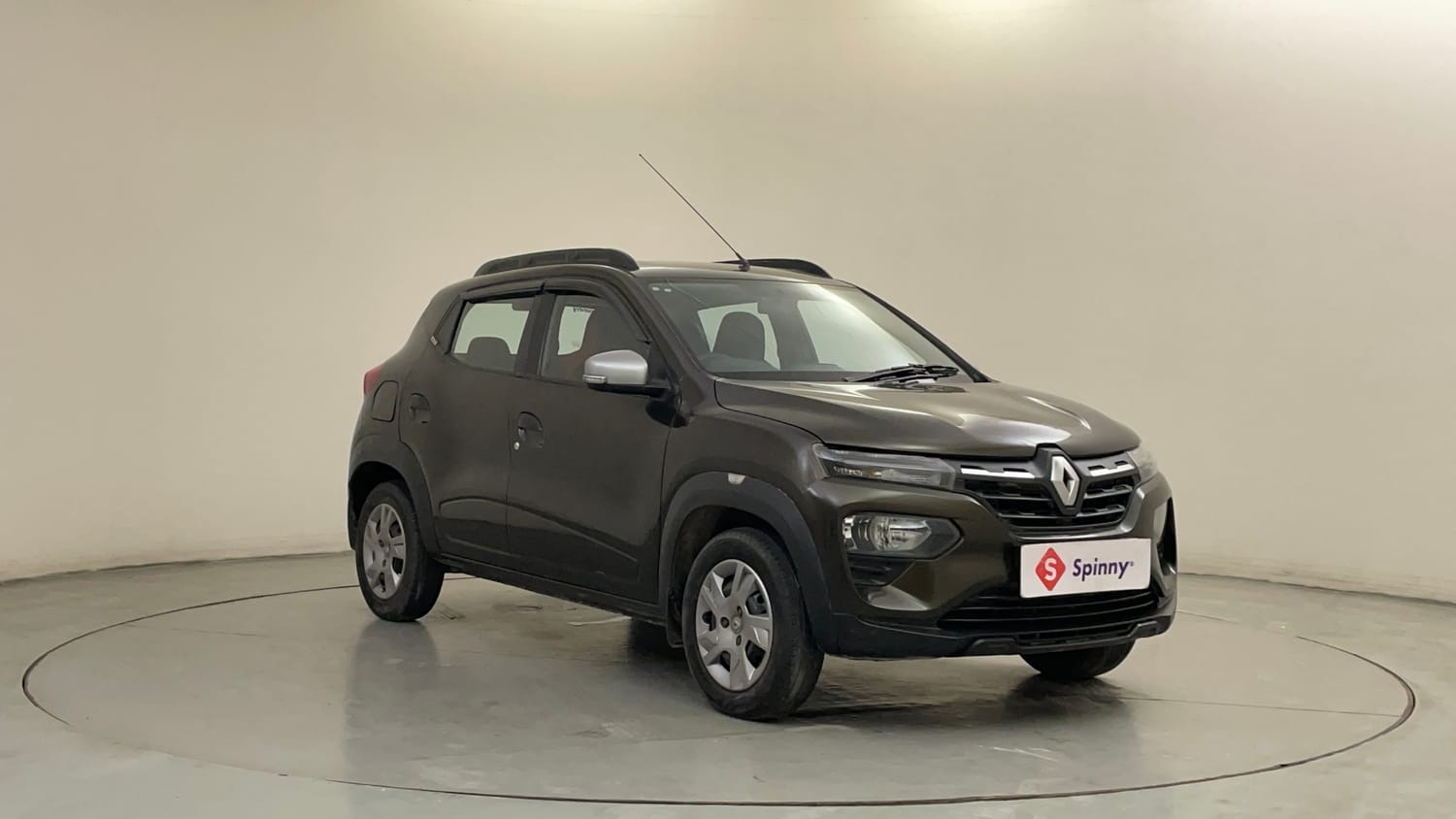 Used 2021 Renault Kwid RXT 1.0 AMT Opt Petrol Automatic exterior RIGHT FRONT CORNER VIEW