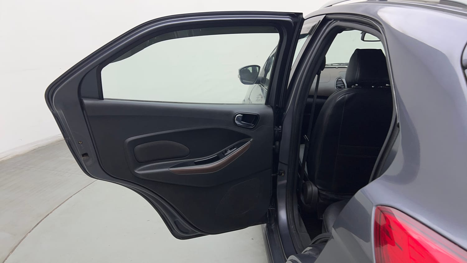 Used 2018 Ford Freestyle Titanium Plus 1.2 Ti-VCT Petrol Manual interior LEFT REAR DOOR OPEN VIEW