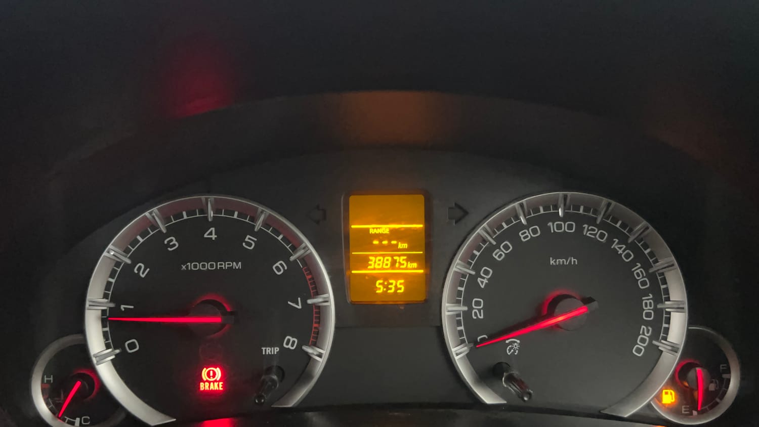 Used 2015 Maruti Suzuki Swift VXi Petrol Manual interior CLUSTERMETER VIEW