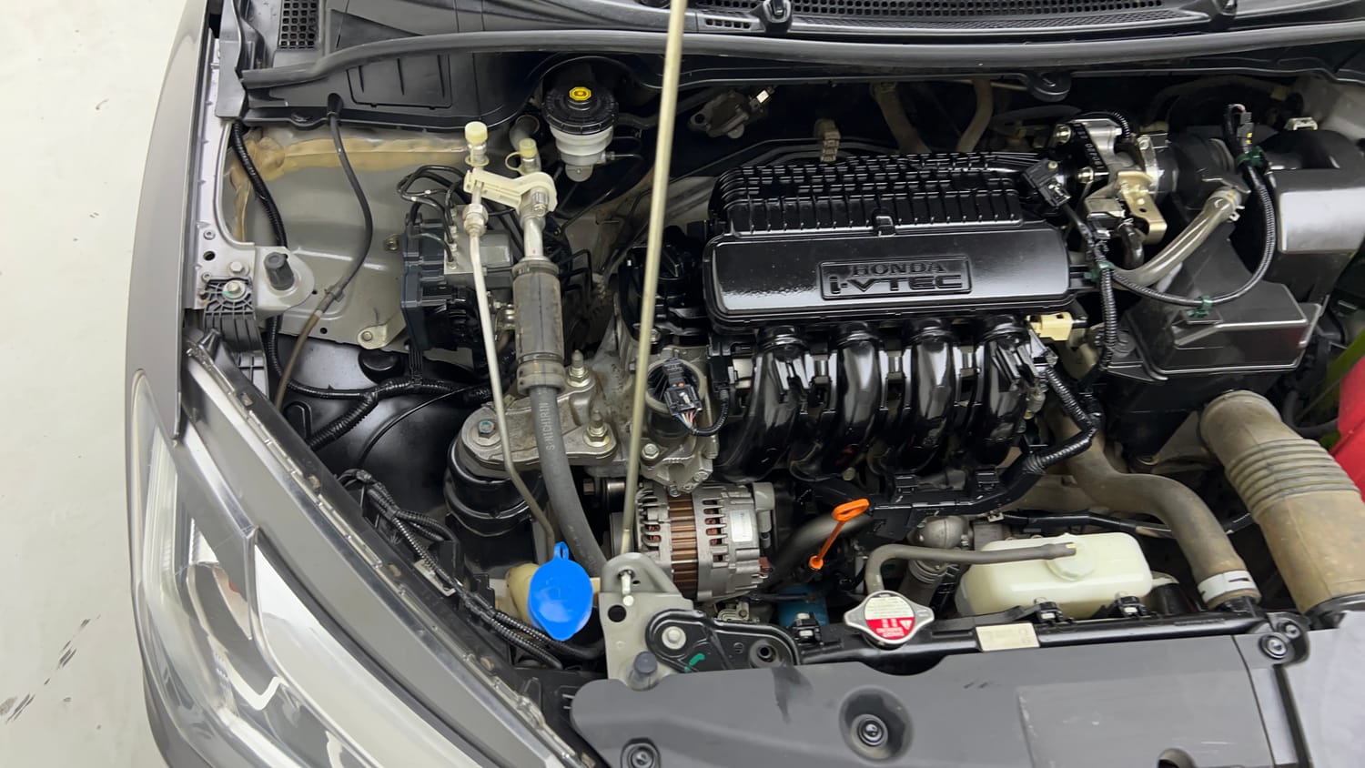 Used 2019 Honda City V Petrol Petrol Manual engine ENGINE RIGHT SIDE VIEW