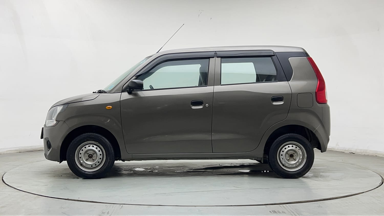 Used 2020 Maruti Suzuki Wagon R LXi 1.0 CNG Cng Manual exterior LEFT SIDE VIEW