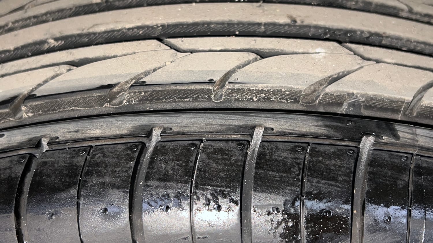 Used 2017 Toyota Corolla Altis VL CVT Petrol Petrol Automatic tyres LEFT REAR TYRE TREAD VIEW
