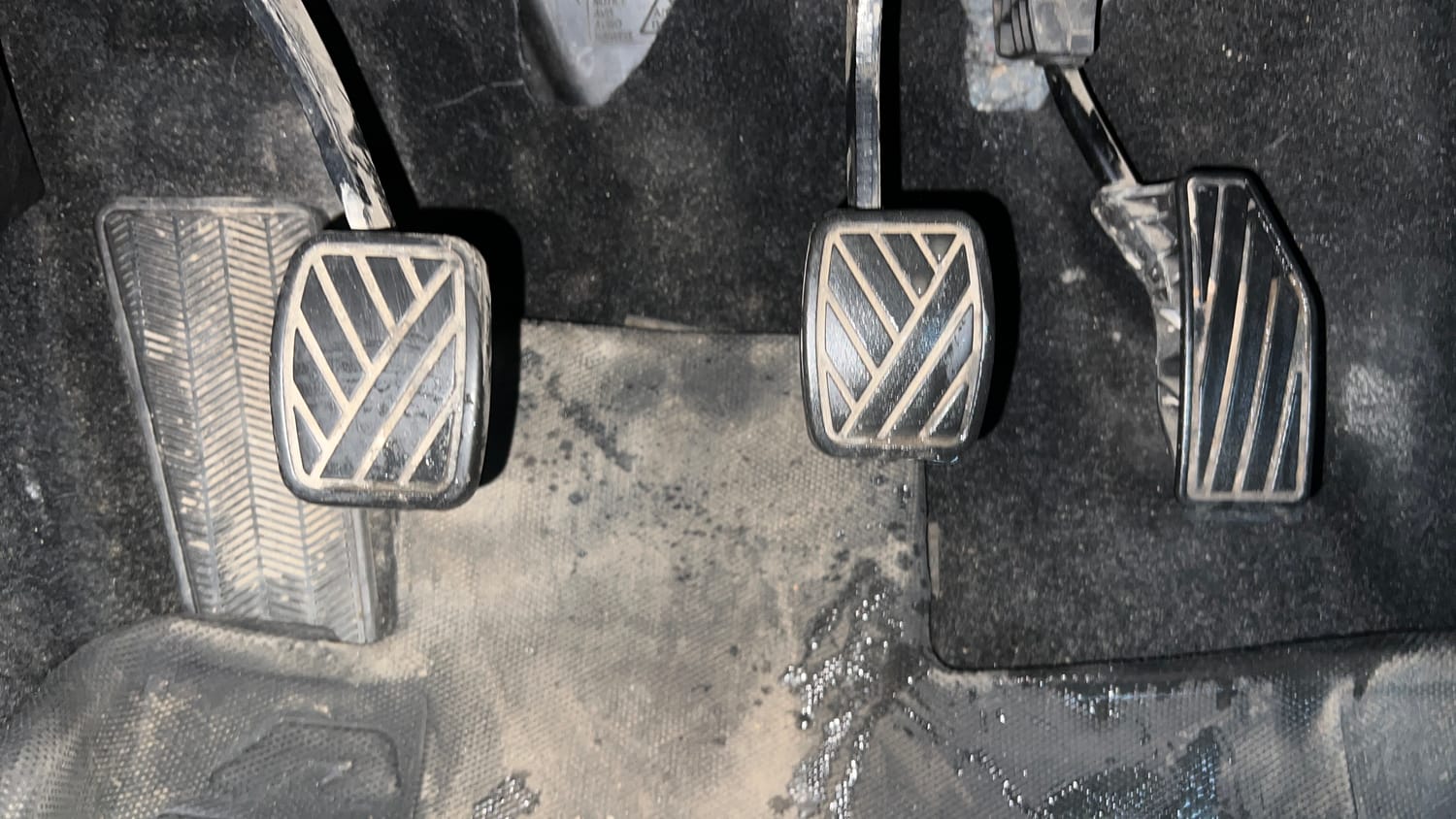 Used 2025 Maruti Suzuki Baleno Zeta MT Petrol Manual interior PEDALS VIEW