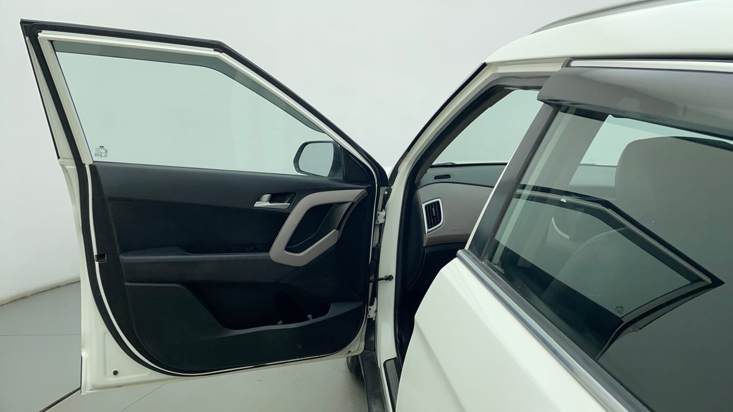 Used 2018 Hyundai Creta SX 1.6 AT CRDi Diesel Automatic interior LEFT FRONT DOOR OPEN VIEW