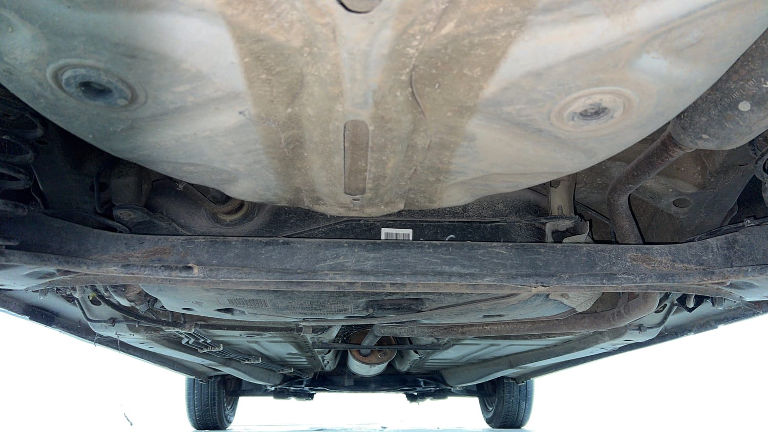 Used 2017 Maruti Suzuki Baleno Sigma 1.2 Petrol Manual extra REAR UNDERBODY VIEW (TAKEN FROM REAR)