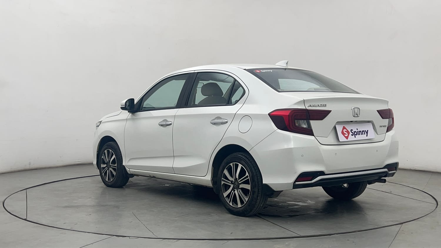 Used 2022 Honda Amaze VX CVT 1.2 Petrol Petrol Automatic exterior LEFT REAR CORNER VIEW