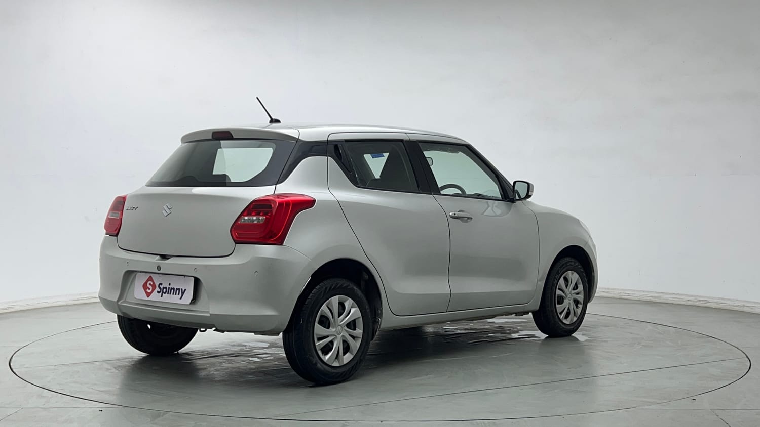 Used 2022 Maruti Suzuki Swift VXi AMT Petrol Automatic exterior RIGHT REAR CORNER VIEW