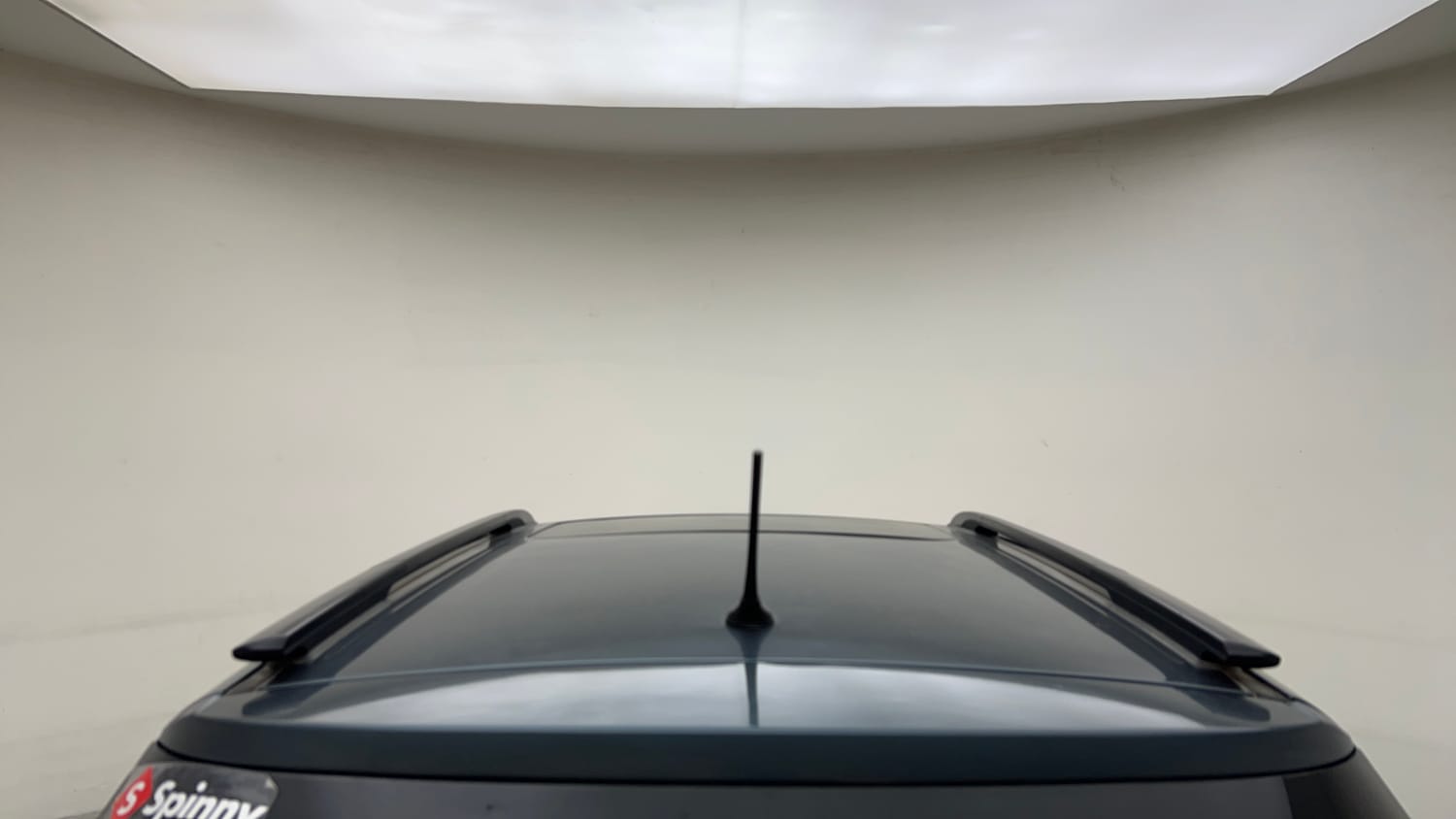 Used 2022 Mahindra XUV 300 W6 1.2 Petrol Petrol Manual exterior EXTERIOR ROOF VIEW