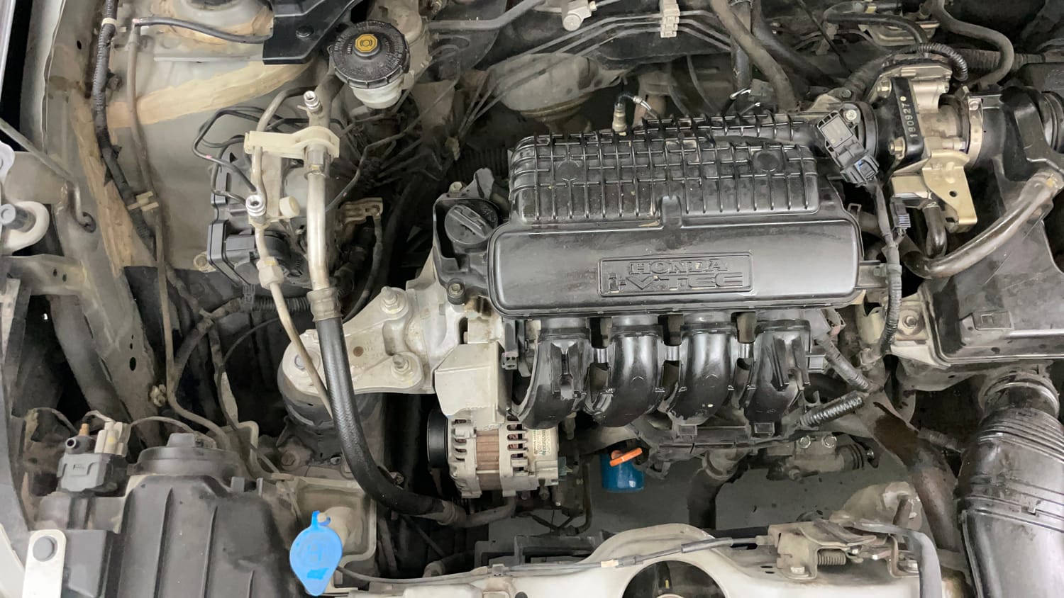 Used 2018 Honda Amaze 1.2 V MT Petrol Petrol Manual engine ENGINE RIGHT SIDE VIEW
