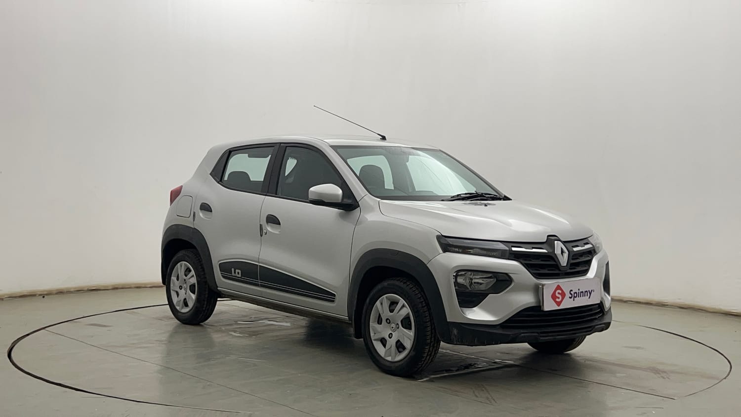 Used 2024 Renault Kwid RXT 1.0L AMT Petrol Automatic exterior RIGHT FRONT CORNER VIEW