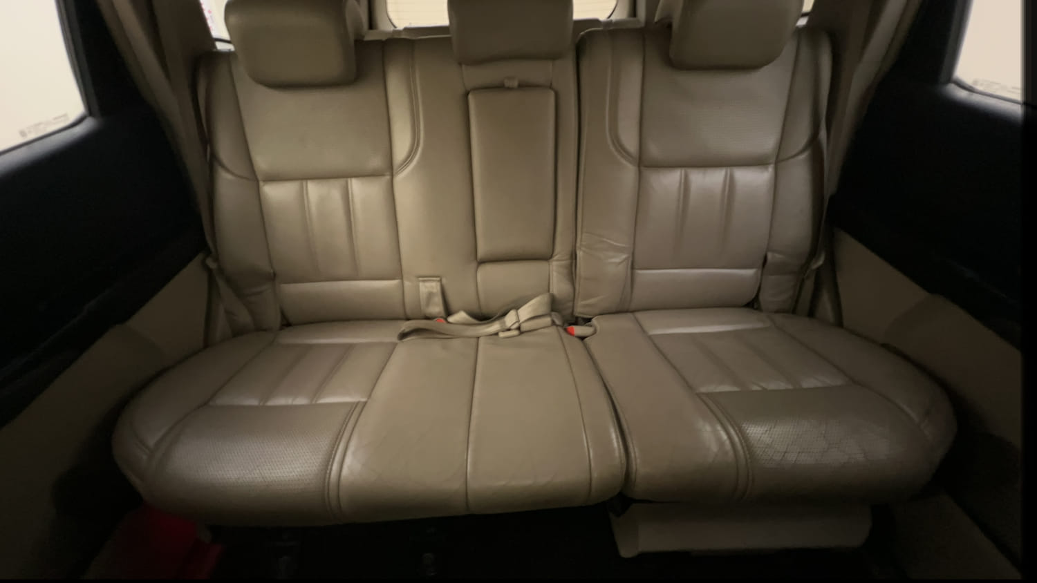 Used 2016 Mahindra XUV500 W10 AT Diesel Automatic interior REAR SEAT CONDITION VIEW