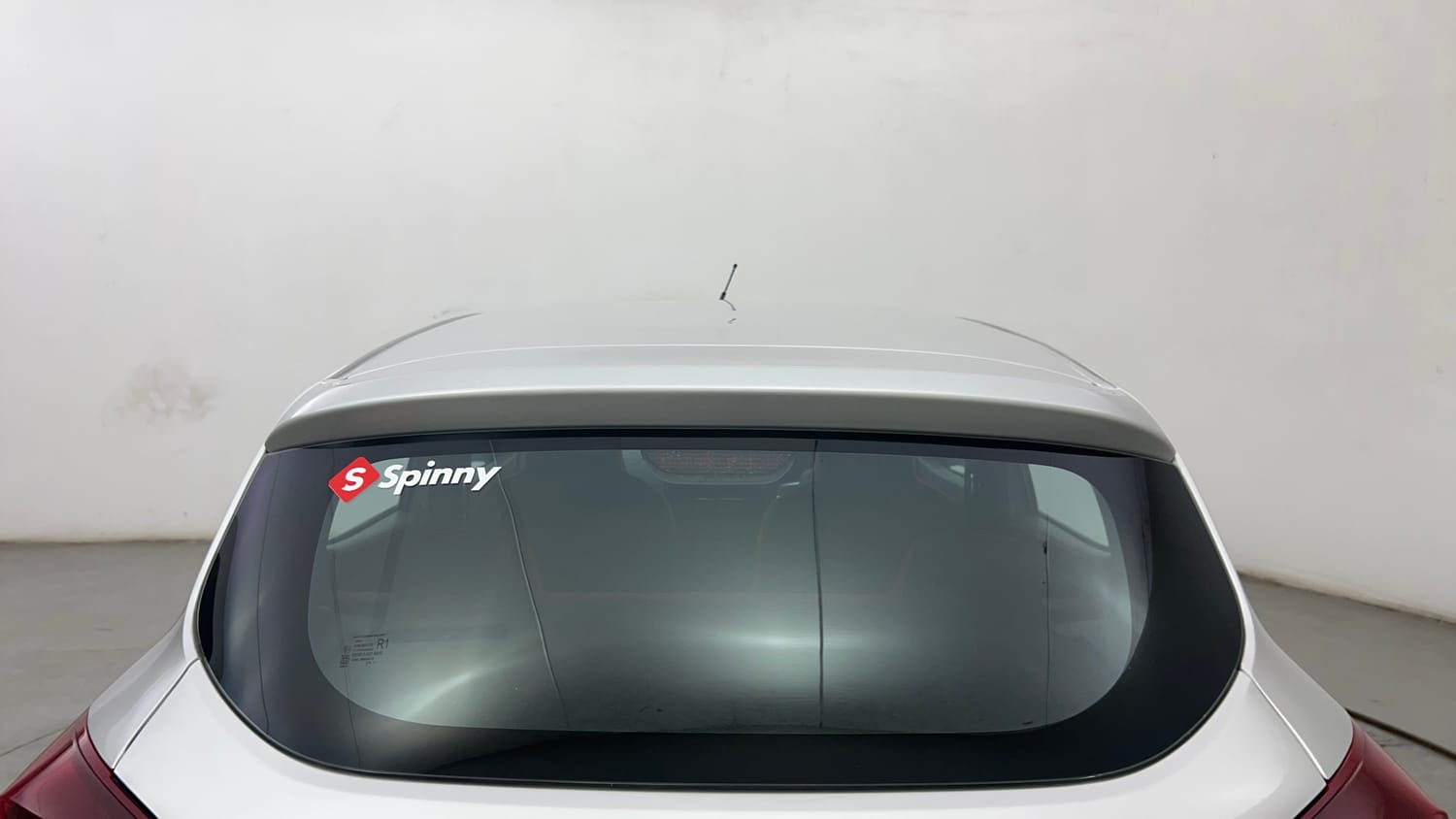 Used 2021 Renault Kwid RXT 1.0 AMT Opt Petrol Automatic exterior BACK WINDSHIELD VIEW