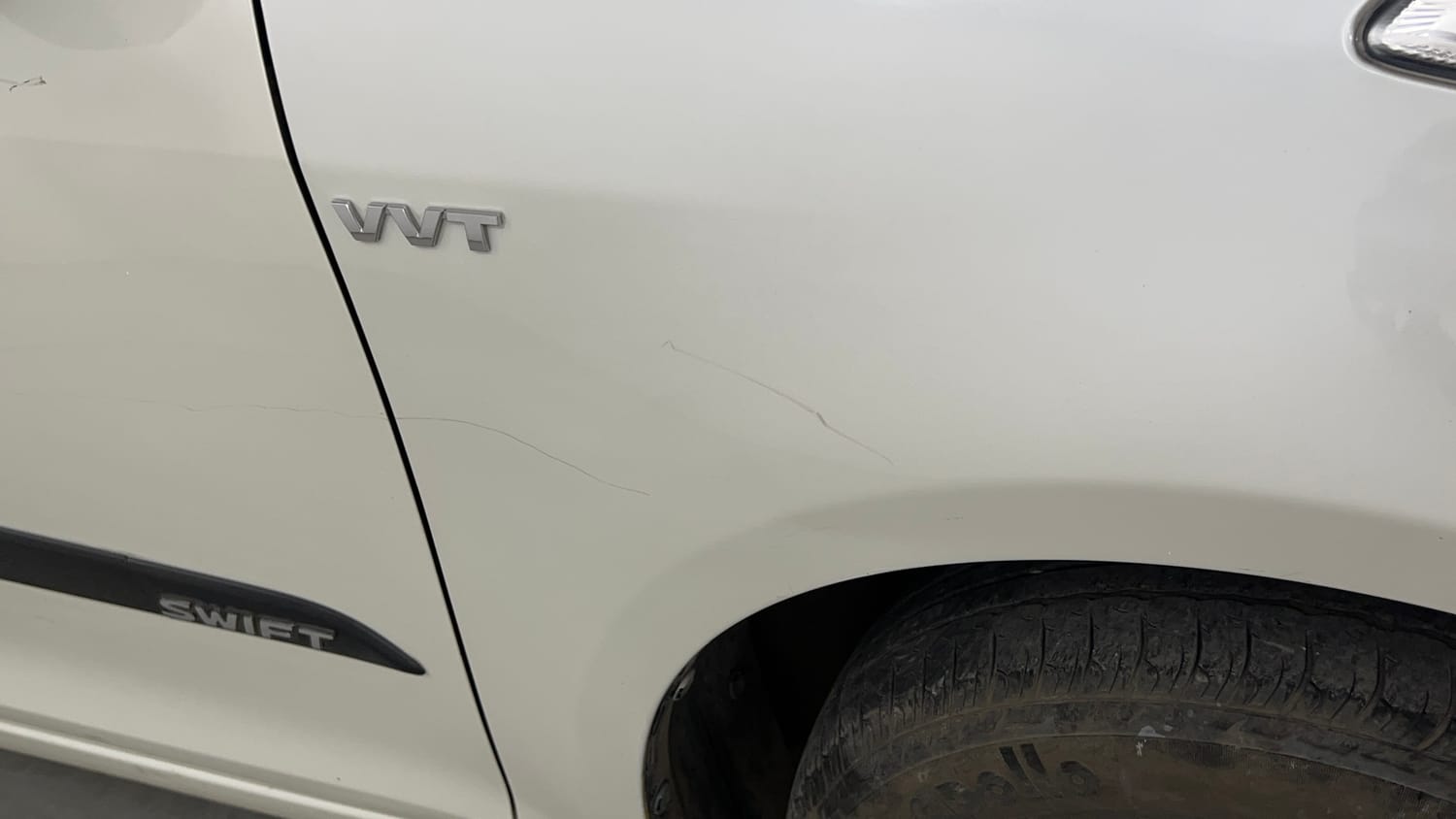 Used 2015 Maruti Suzuki Swift VXi Petrol Manual dents MINOR SCRATCH