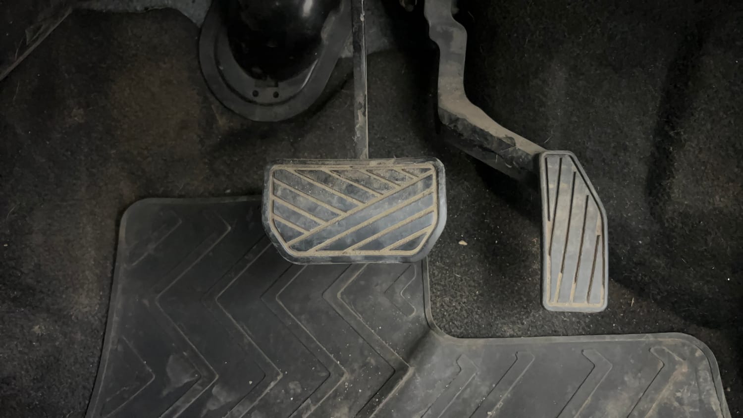 Used 2017 Maruti Suzuki Wagon R 1.0 VXI AMT Petrol Automatic interior PEDALS VIEW