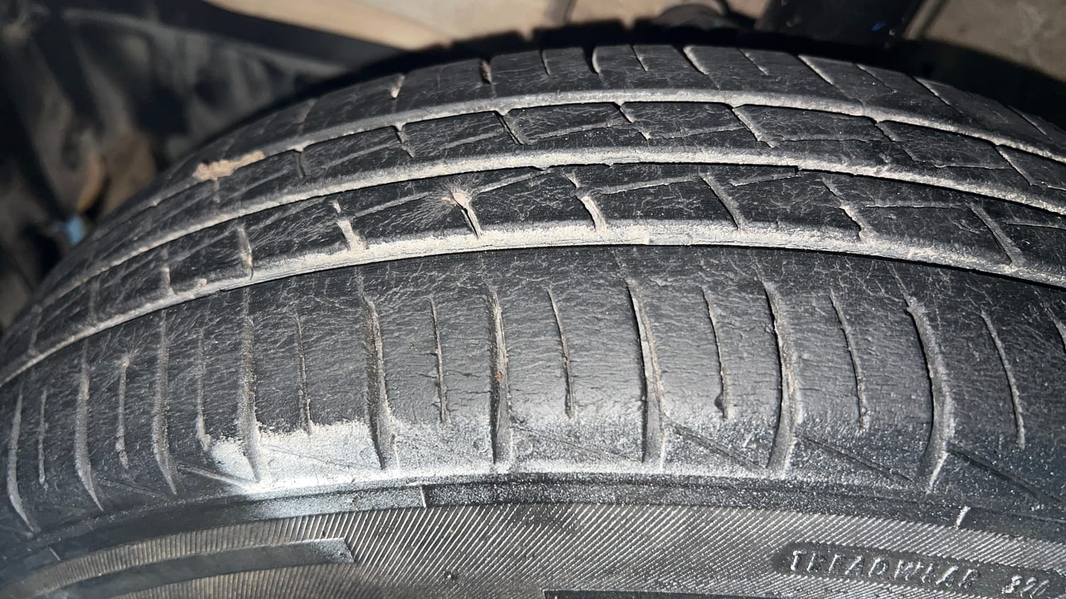 Used 2021 Maruti Suzuki S-Presso LXi CNG Cng Manual tyres LEFT FRONT TYRE TREAD VIEW