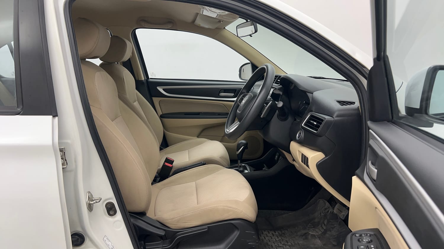 Used 2022 Honda Amaze VX CVT 1.2 Petrol Petrol Automatic interior RIGHT SIDE FRONT DOOR CABIN VIEW