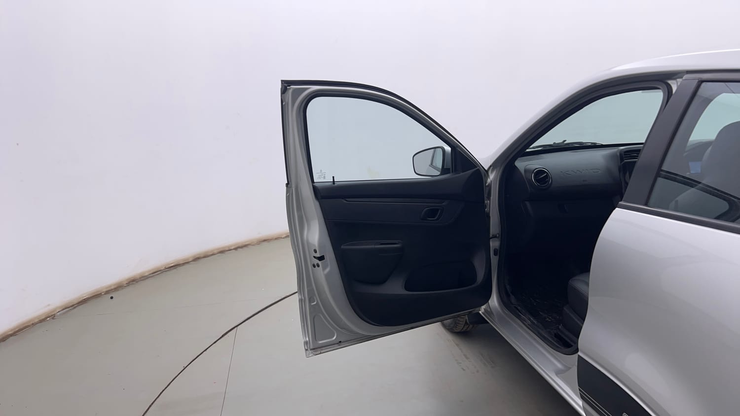 Used 2024 Renault Kwid RXT 1.0L AMT Petrol Automatic interior LEFT FRONT DOOR OPEN VIEW