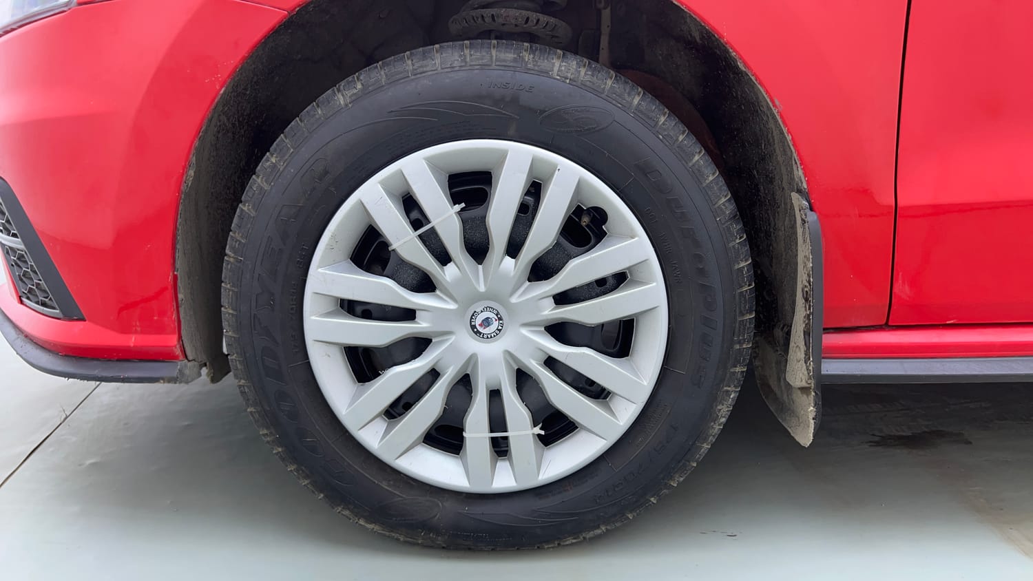 Used 2021 Volkswagen Polo Trendline 1.0L MPI Petrol Manual tyres LEFT FRONT TYRE RIM VIEW