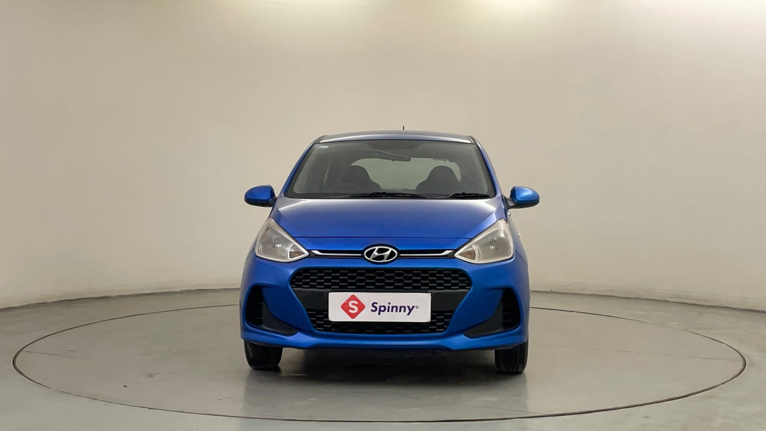 Used 2018 Hyundai Grand i10 Magna 1.2 Kappa VTVT Petrol Manual exterior RIGHT FRONT CORNER VIEW