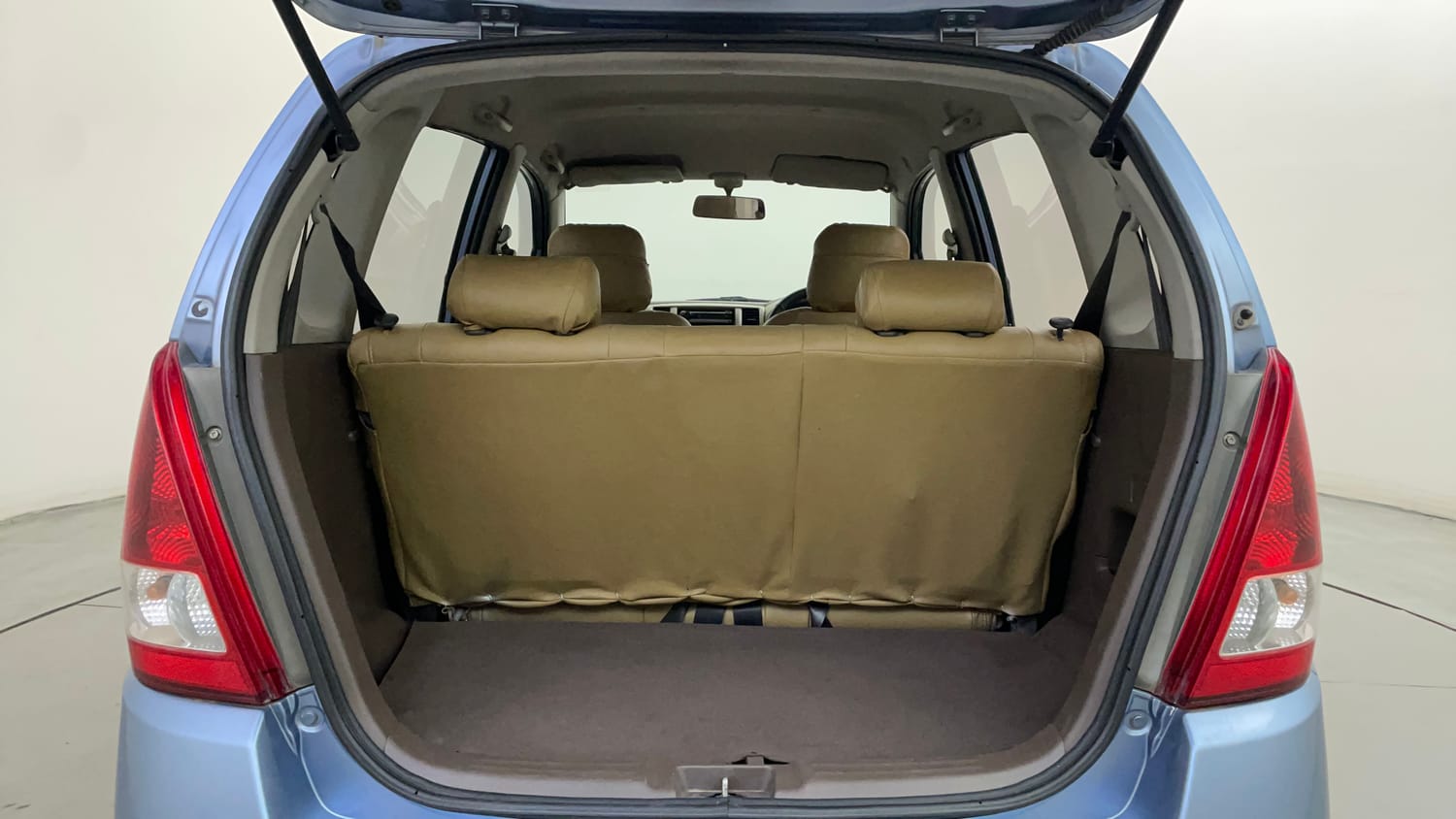 Used 2014 Maruti Suzuki Estilo LXi BS-IV Petrol Manual interior DICKY INSIDE VIEW