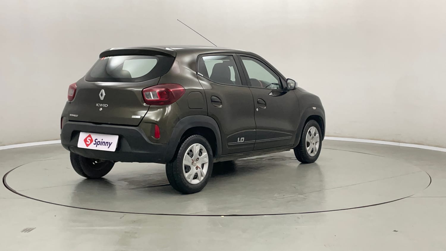 Used 2021 Renault Kwid RXT 1.0 AMT (O) Petrol Automatic exterior RIGHT REAR CORNER VIEW