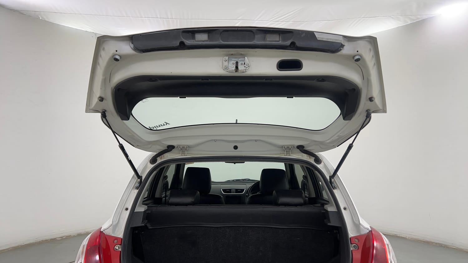 Used 2012 Maruti Suzuki Swift VDi Diesel Manual interior DICKY DOOR OPEN VIEW
