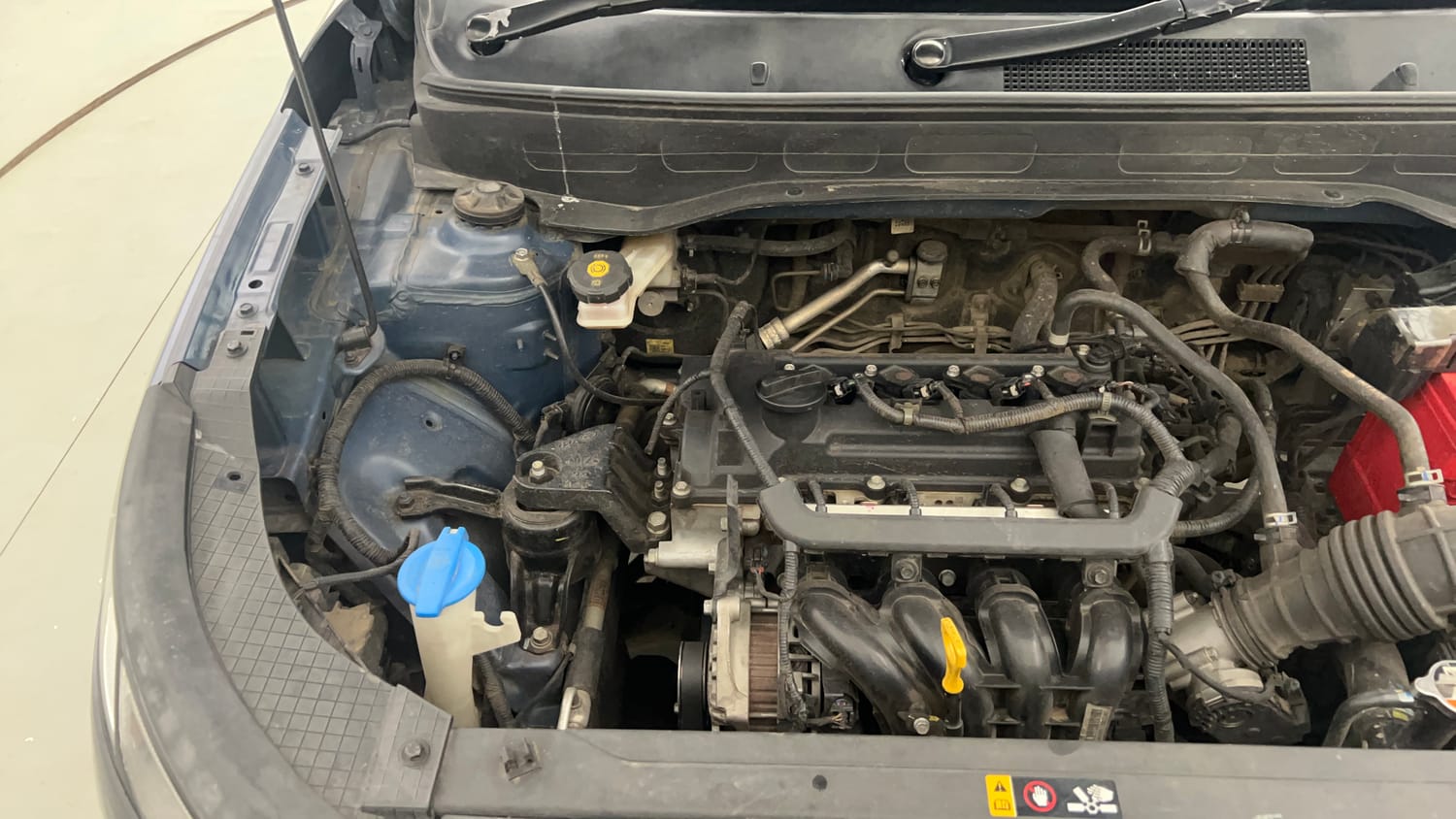 Used 2022 Hyundai Venue SX 1.2 Petrol Petrol Manual engine ENGINE RIGHT SIDE VIEW