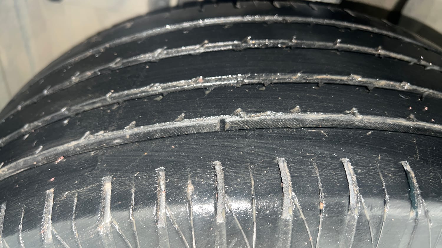 Used 2020 maruti-suzuki Vitara Brezza ZXi Plus Petrol Manual tyres LEFT FRONT TYRE TREAD VIEW