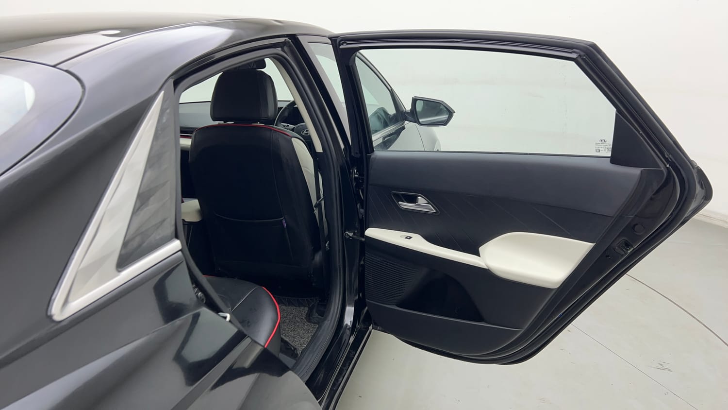 Used 2025 Hyundai Verna SX 1.5 Petrol IVT Petrol Automatic interior RIGHT REAR DOOR OPEN VIEW
