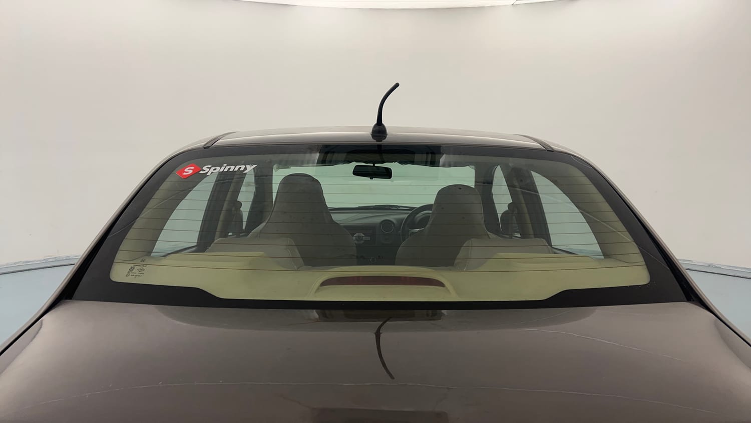 Used 2016 Honda Amaze 1.2 VX i-VTEC Petrol Manual exterior BACK WINDSHIELD VIEW