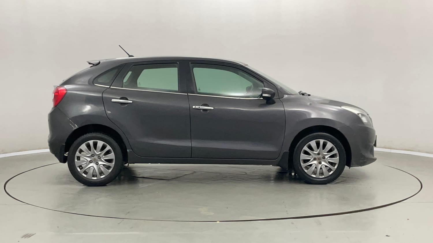 Used 2017 Maruti Suzuki Baleno Alpha 1.2 Petrol Manual exterior RIGHT SIDE VIEW