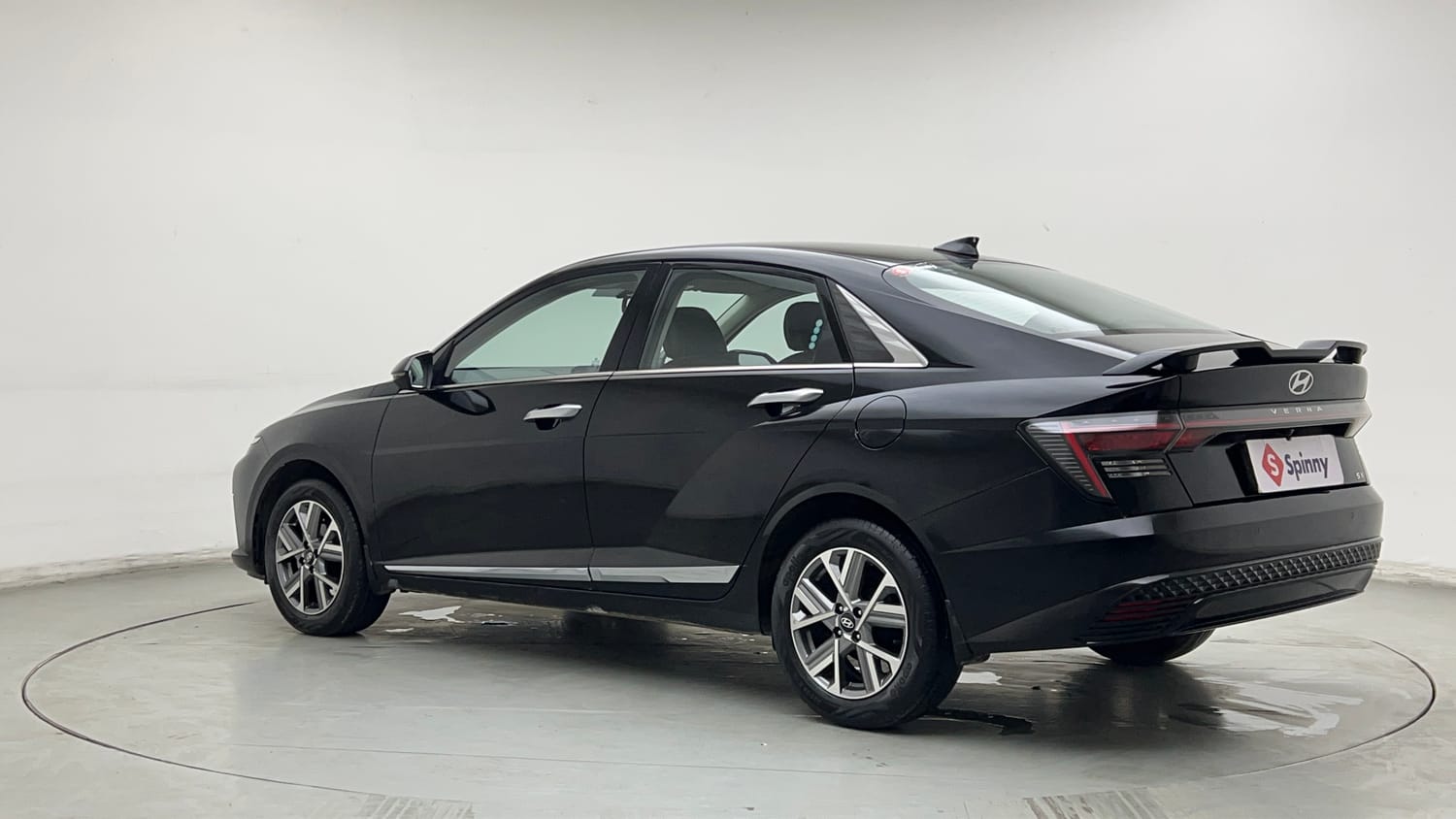 Used 2025 Hyundai Verna SX 1.5 Petrol IVT Petrol Automatic exterior LEFT REAR CORNER VIEW