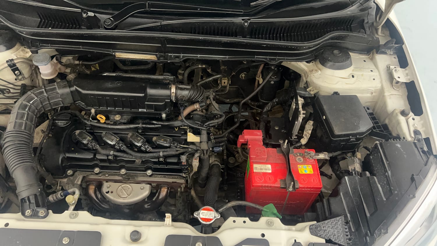 Used 2020 maruti-suzuki Vitara Brezza ZXi Plus Petrol Manual engine ENGINE LEFT SIDE VIEW