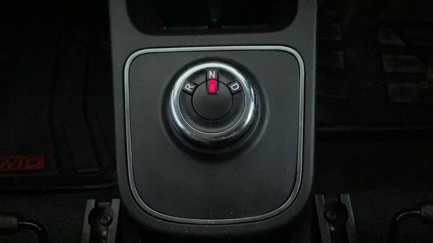 Used 2021 Renault Kwid RXT 1.0 AMT Opt Petrol Automatic interior GEAR  KNOB VIEW