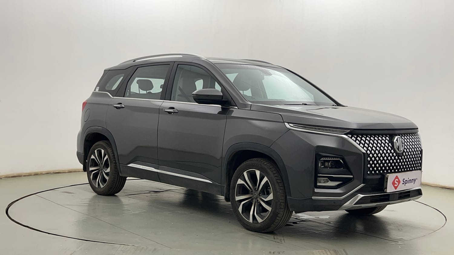 Used 2023 MG Motors Hector Smart Pro 1.5 Turbo MT Petrol Manual exterior RIGHT FRONT CORNER VIEW