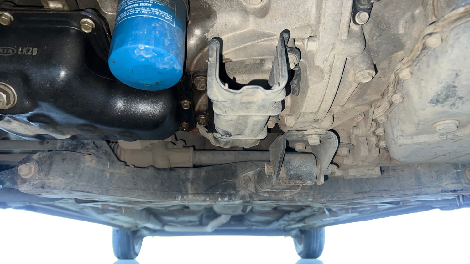 Used 2017 Hyundai Grand i10 Asta AT 1.2 Kappa VTVT (O) Petrol Automatic extra FRONT LEFT UNDERBODY VIEW