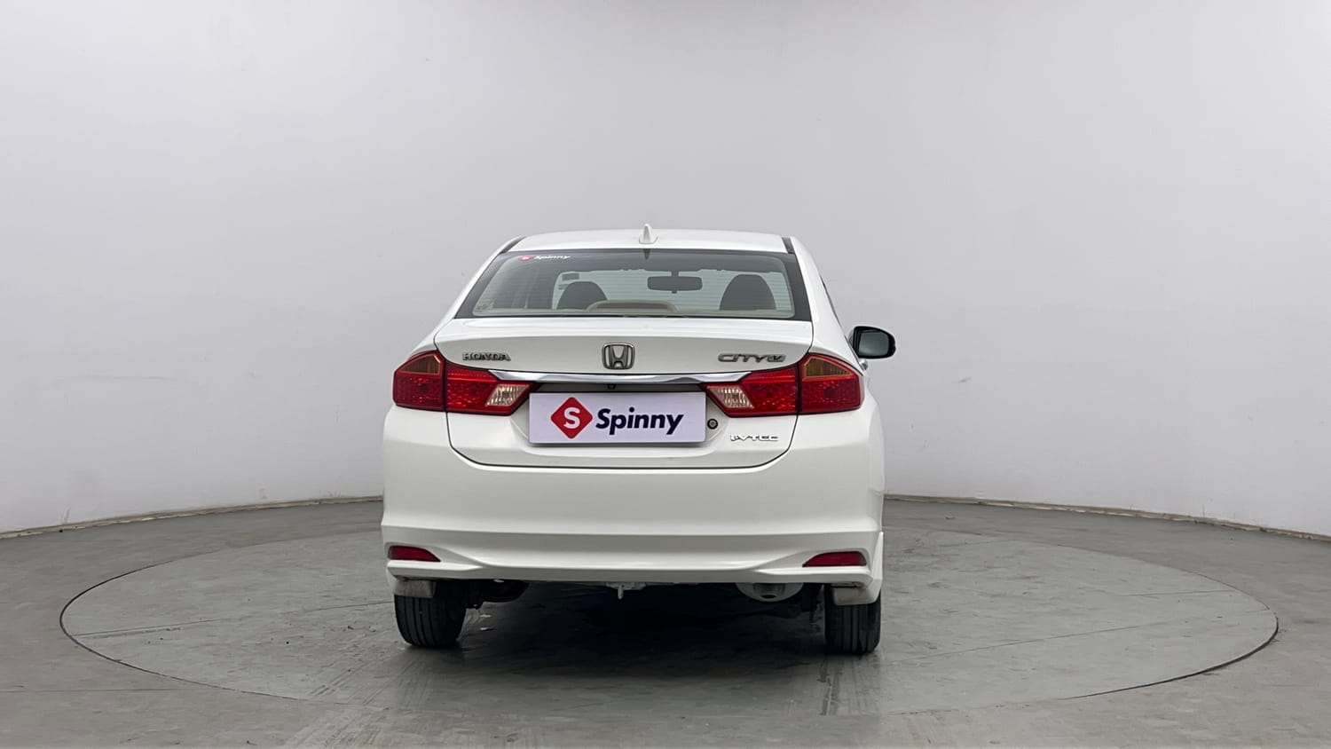 Used 2017 Honda City V Petrol Manual exterior BACK VIEW