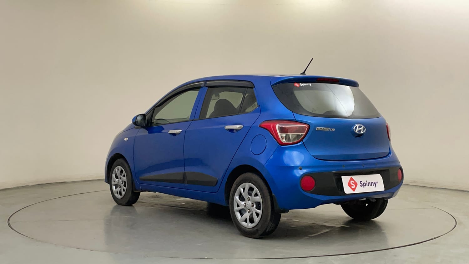 Used 2018 Hyundai Grand i10 Magna 1.2 Kappa VTVT Petrol Manual exterior LEFT REAR CORNER VIEW