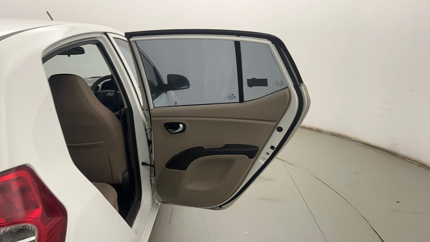 Used 2013 Hyundai i10 Magna 1.1 iRDE2 Petrol Manual interior RIGHT REAR DOOR OPEN VIEW