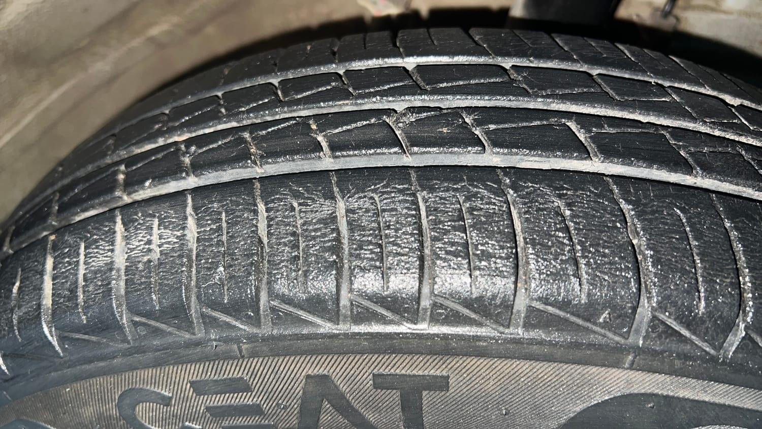 Used 2021 Maruti Suzuki S-Presso LXi CNG Cng Manual tyres RIGHT FRONT TYRE TREAD VIEW