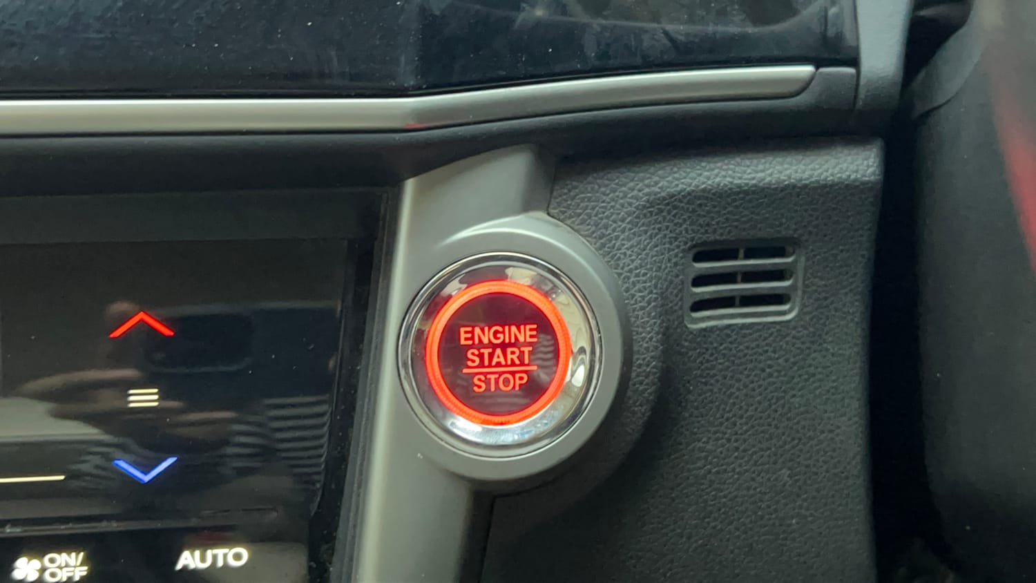 Used 2019 Honda City V Petrol Petrol Manual top_features Keyless start
