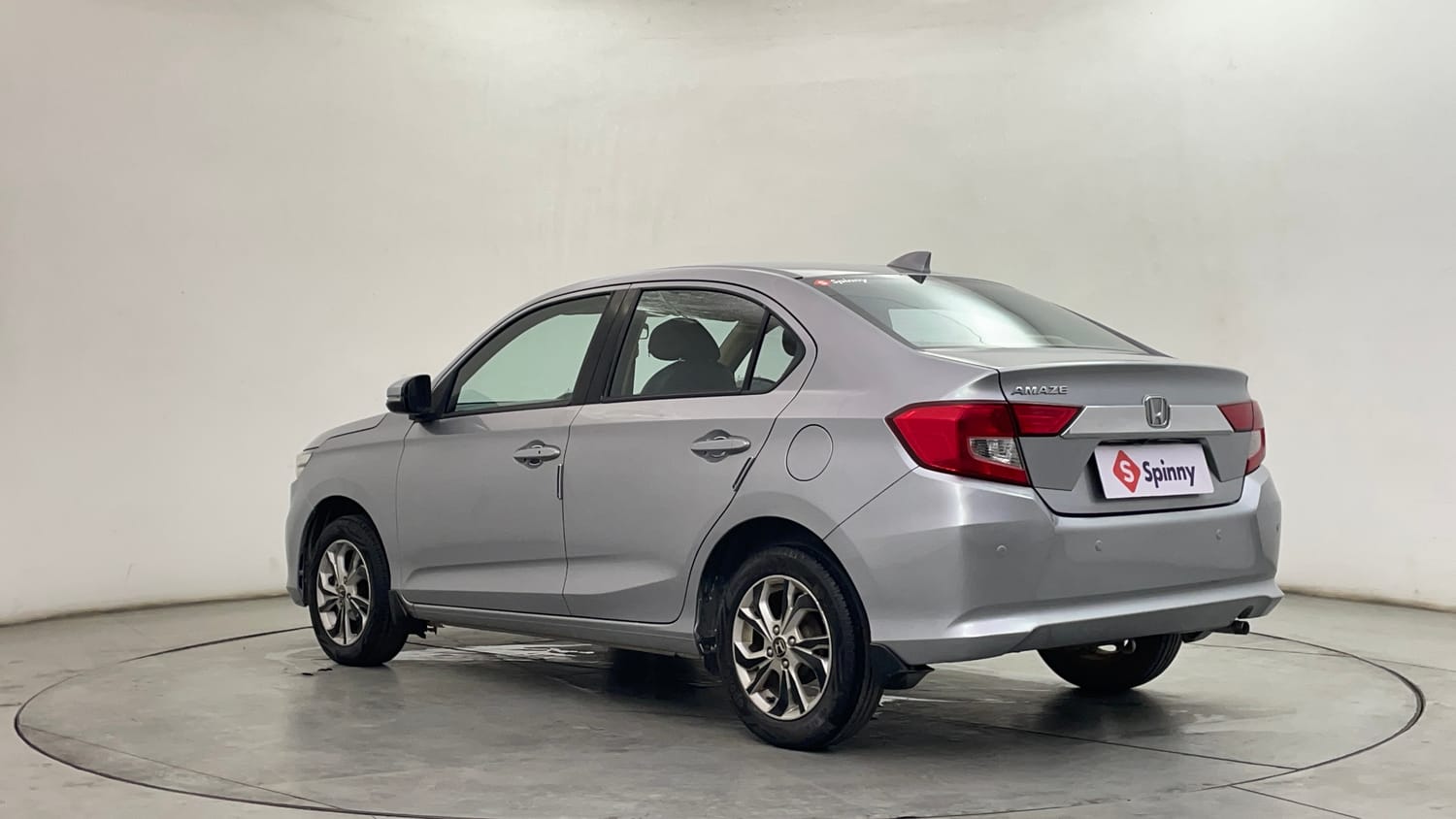Used 2018 Honda Amaze 1.2 VX MT Petrol Petrol Manual exterior LEFT REAR CORNER VIEW