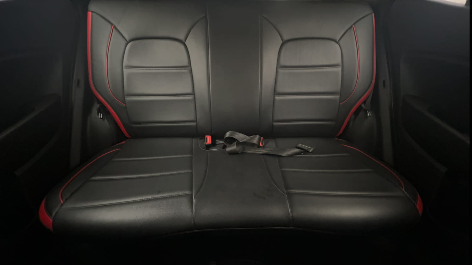 Used 2022 Hyundai Venue S Plus 1.2 Petrol Petrol Manual interior REAR SEAT CONDITION VIEW