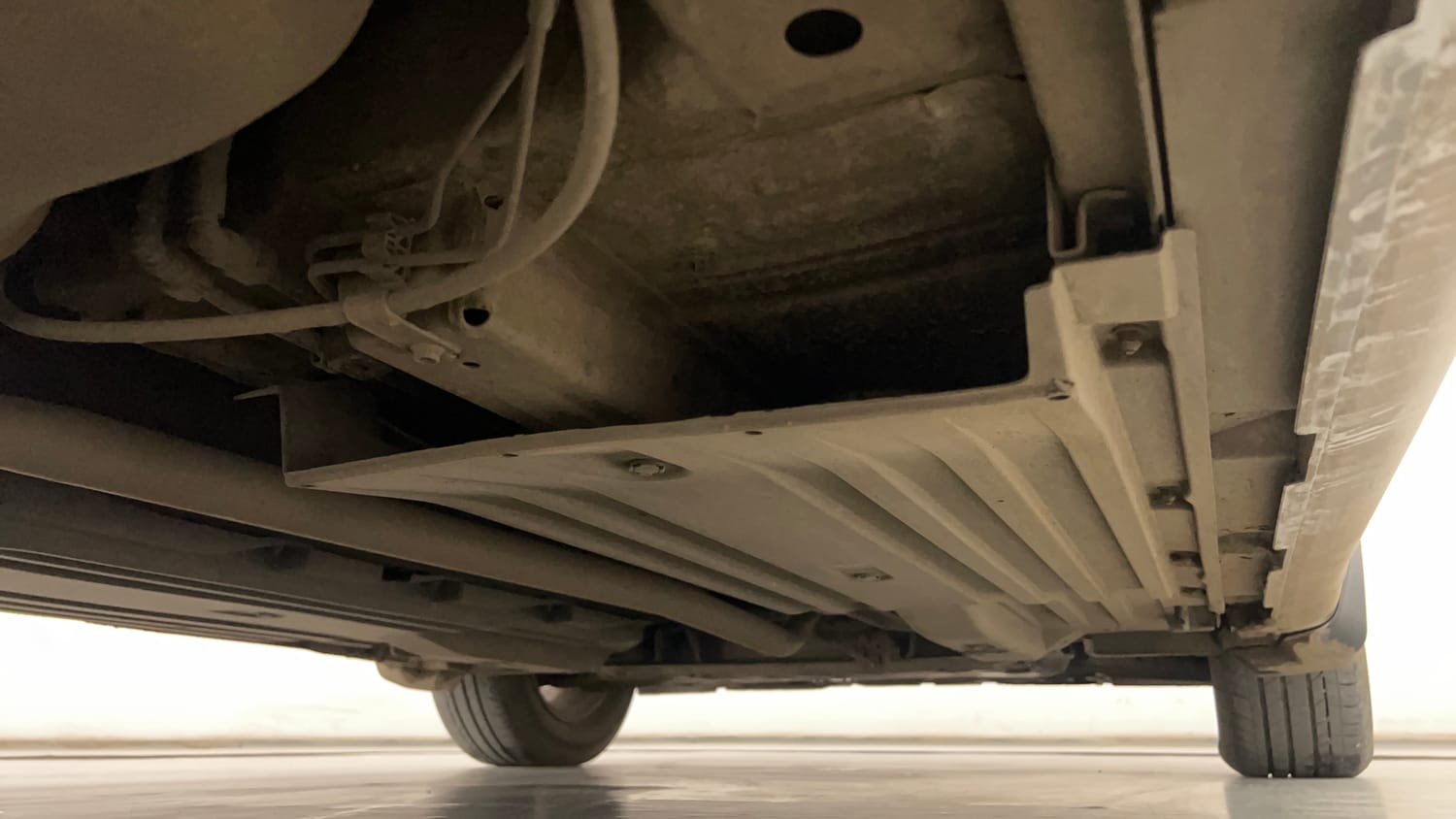 Used 2017 Maruti Suzuki S-Cross Alpha 1.3 Diesel Manual extra REAR RIGHT UNDERBODY VIEW