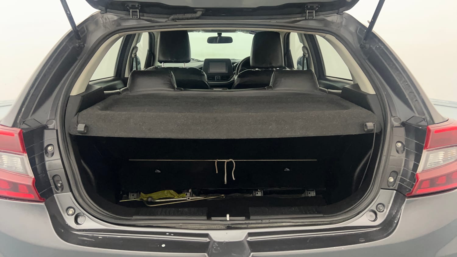 Used 2022 Maruti Suzuki Baleno Delta MT Petrol Manual interior DICKY INSIDE VIEW