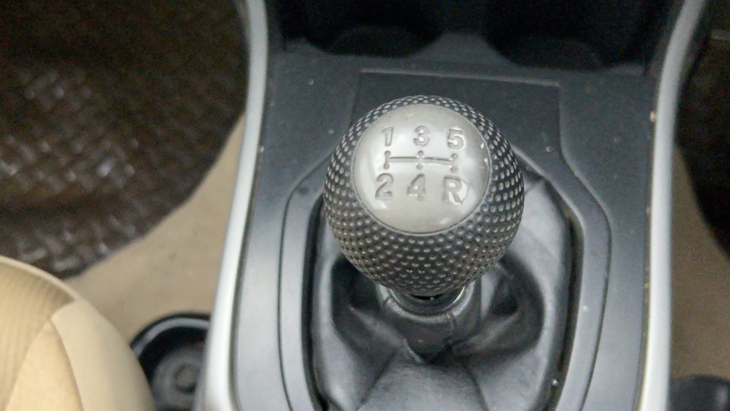 Used 2017 Honda City V Petrol Manual interior GEAR  KNOB VIEW